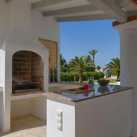 Вилла Arundel By Aguilarent *