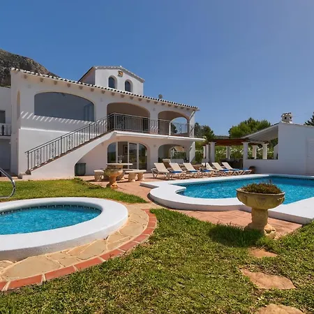 Villa Arundel *