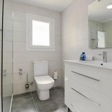 Arundel By Aguilarent Villa *